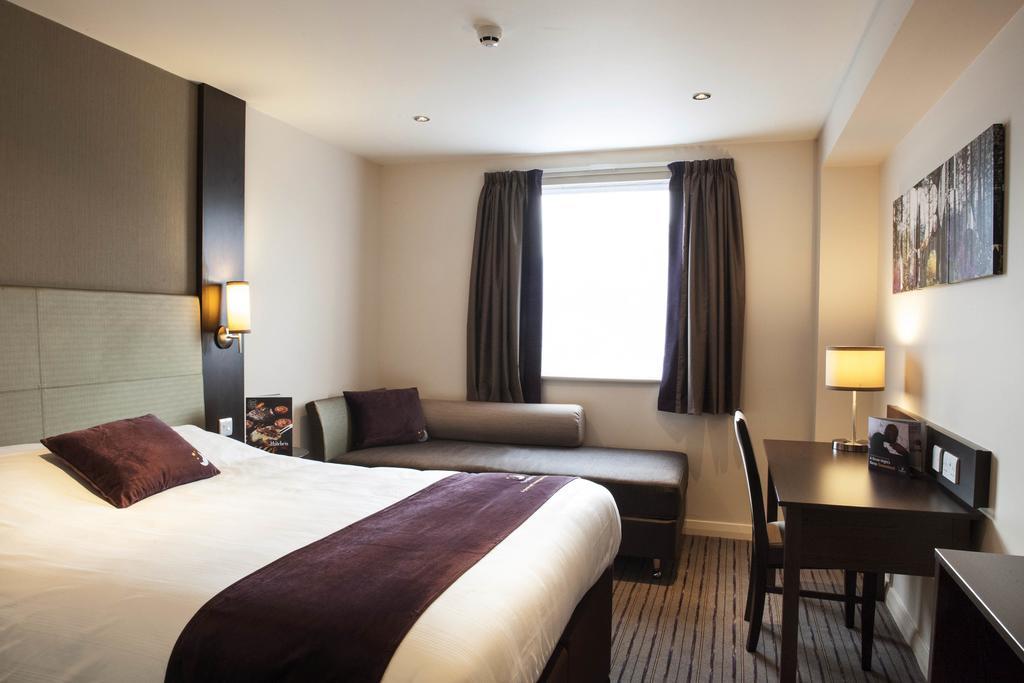 Premier Inn Ланкастер Екстер'єр фото